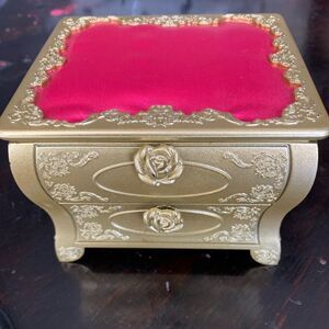 Betsey Johnson Gold Jewelry Box Chest Organizer with Red Cushion Vintage